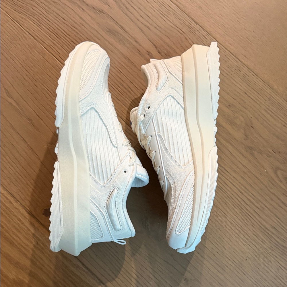 APL Women’s Jogger
